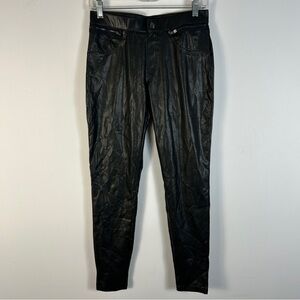 HUE Glossy Black Leggings